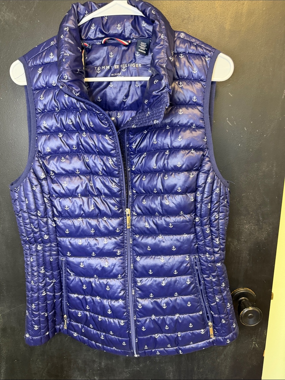 Tommy Hilfiger Women's Navy Anchor Print Packable Puffer Vest (Size M)